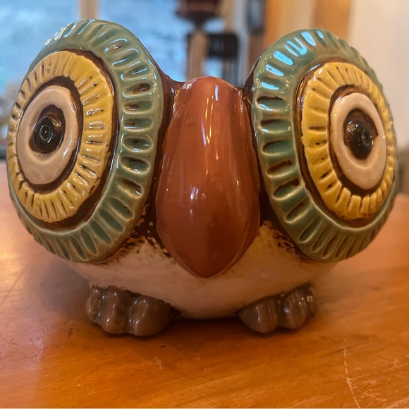 Undefined Other - Whimsical Ceramic Owl Planter or small bowl - Brown and Green